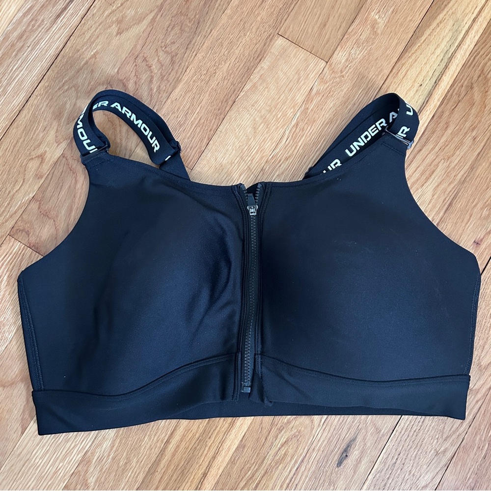 Under Armour Women's Padded Black Sports Bra XL
